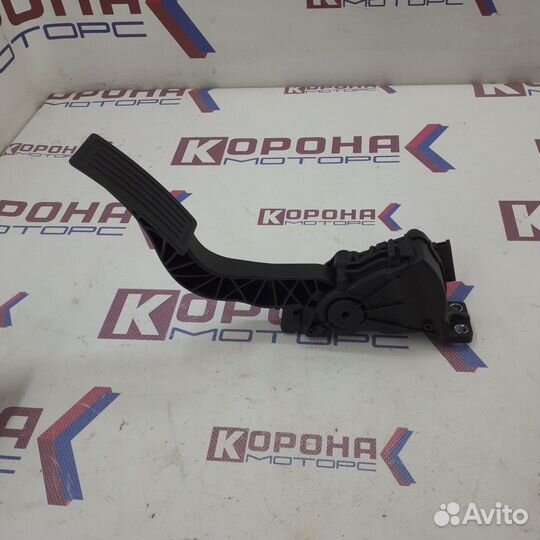 Педаль акселераора в сборе
