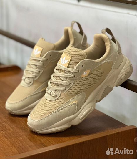 Кроссовки Adidas