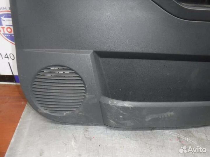 Обшивка двери передняя правая Opel Meriva Z16XE