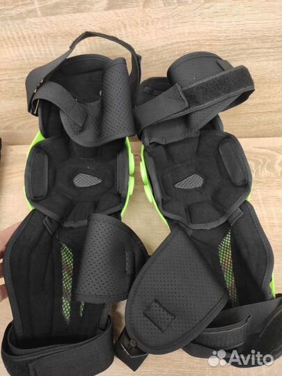 Мото наколенники