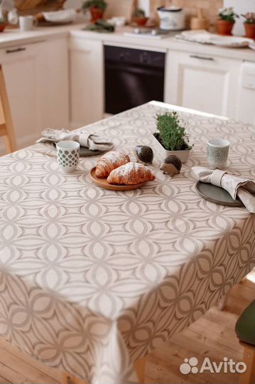 Скатерть влагоотталкивающая