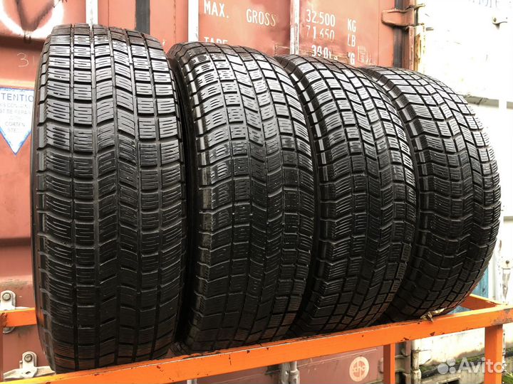 Michelin 4x4 Alpin 235/70 R16