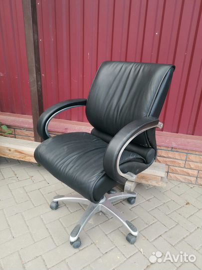 Офисное кресло бу