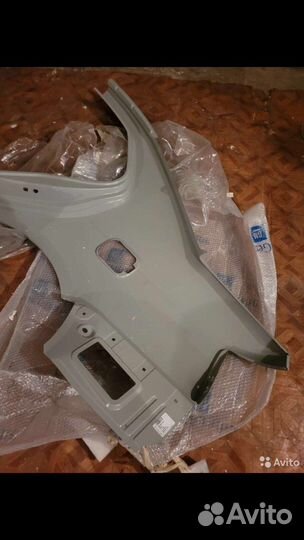 Заднее правое крыло volkswagen jetta 5