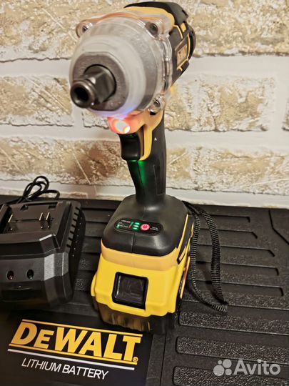 Набор аккумуляторного инструмента Dewalt 4в1