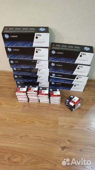 Картриджи hp 106A-4шт, 44А-6шт, 655-28шт
