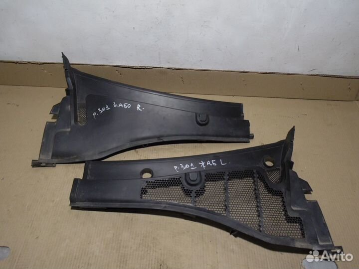 Жабо в сборе правая и левая Пежо 301