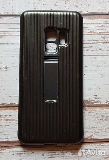 Оригинальный чехол на Samsung Galaxy S9