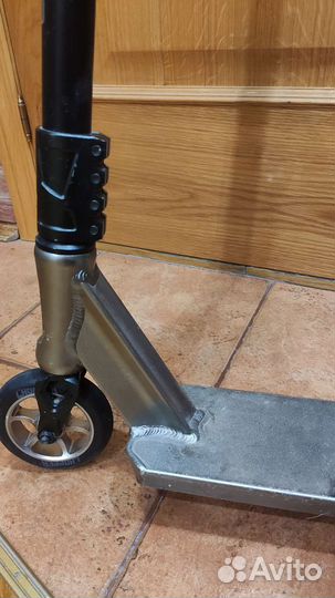 Трюковой самокат tech team