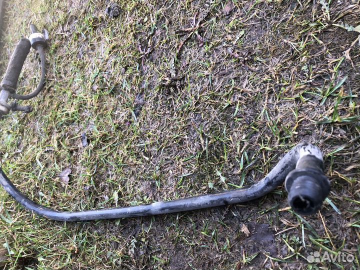 Вакуумная трубка вут Ауди 100