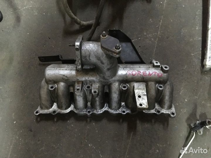 Коллектор впускной (Kia Sorento)