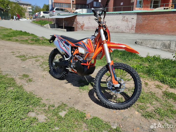 Мотоцикл Regulmoto Crosstrec 300