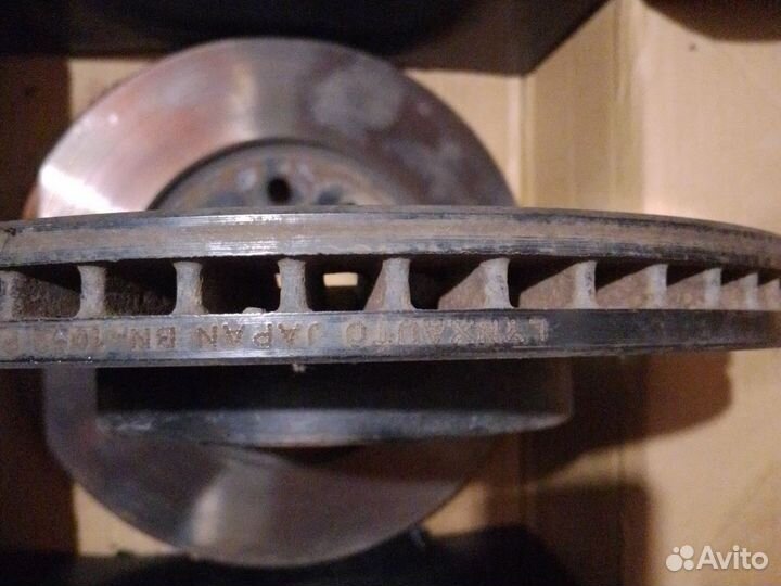 Передние тормозные диски