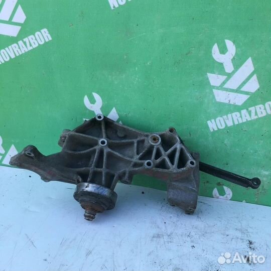 Кронштейн генератора Ауди А4 Б5