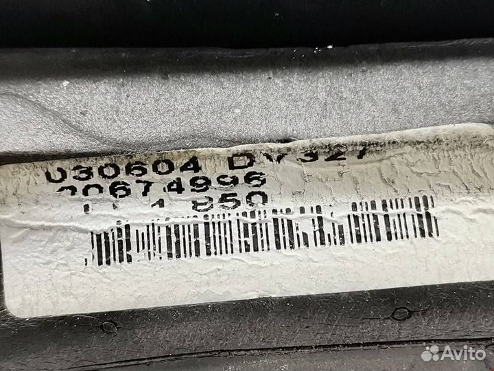 Зеркало наружное правое Volvo V50 2005 30744590