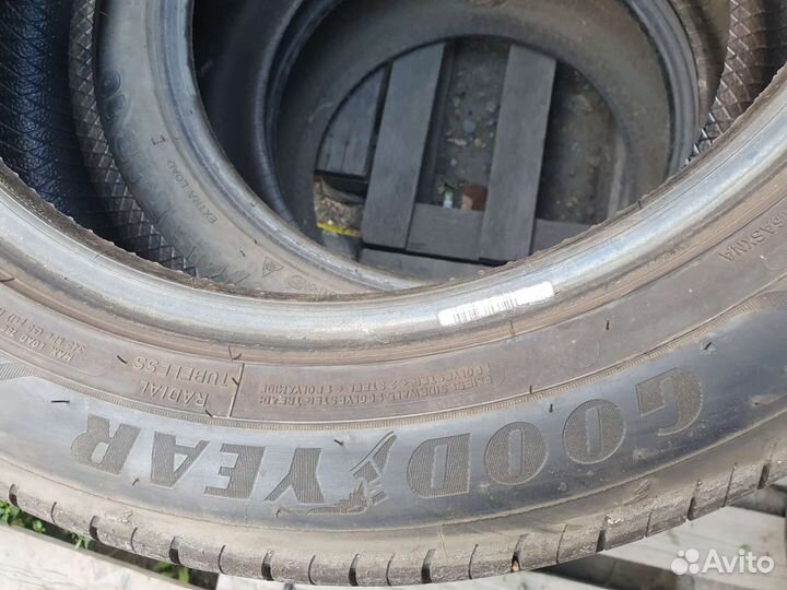 Goodyear EfficientGrip Performance 2 225/50 R17