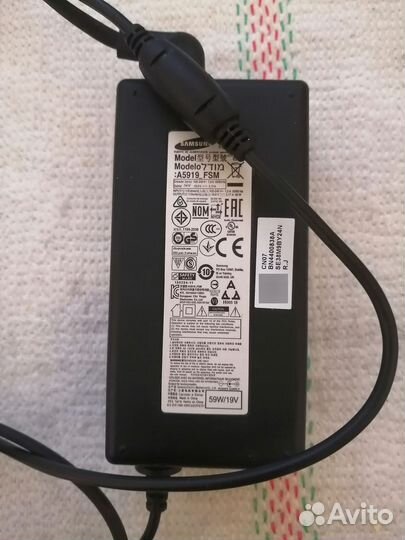 Samsung a5919fsm bn4400838a 19V. 3.17A. 59W