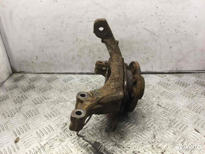 Ступица передняя левая Opel Zafira Z19dt