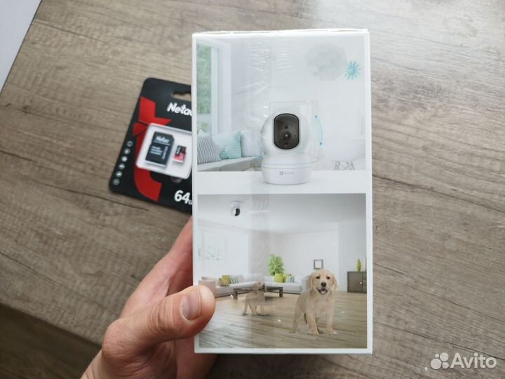 Камера видеонаблюдения поворотная