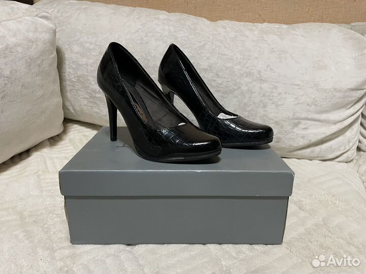 Туфли tamaris 35