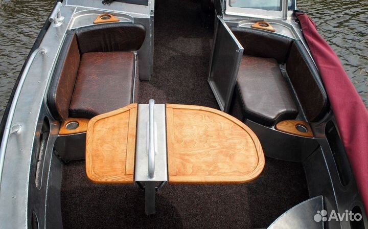 Катер алюминиевый Пантера 8000 с реданом