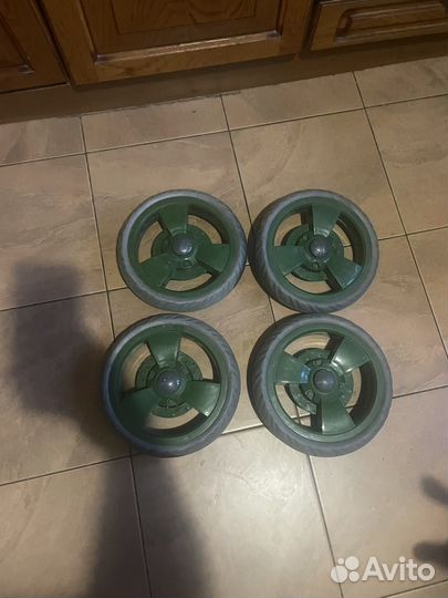 Колеса для детской коляски бу