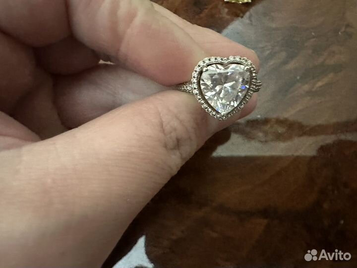 Серебряное кольцо