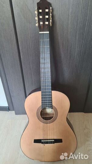 Классическая гитара Hohner HC-06 с чехлом