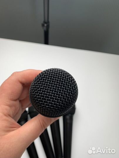 Вокальный микрофон shure SV-200