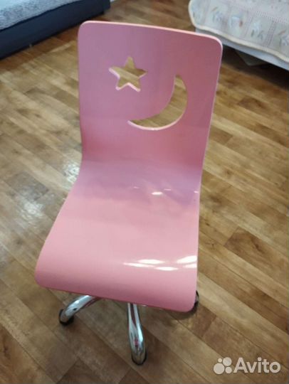 Письменный (компьютерный) стол с надстройкой