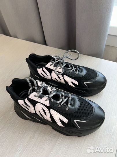 Кроссовки adidas 39 размер