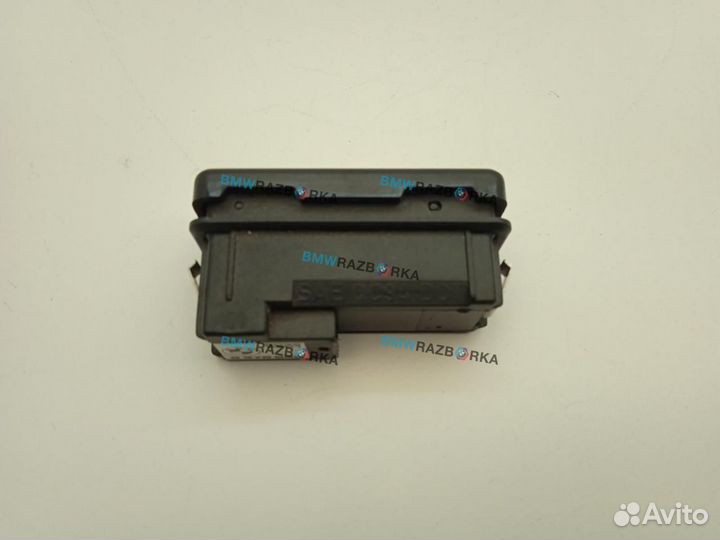 Кнопка открытия багажника BMW X6 E71/E72 2010