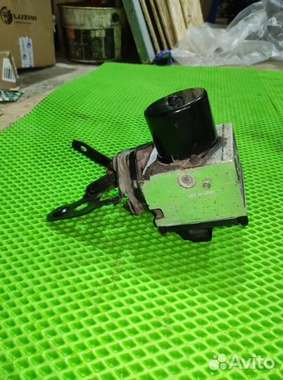 Блок ABS Volkswagen Passat B6 BVY