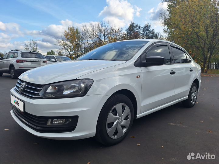 Volkswagen Polo 1.6 AT, 2020, битый, 150 000 км