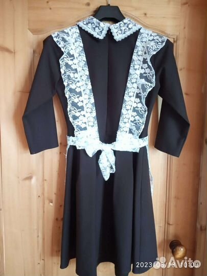 Платье школьное