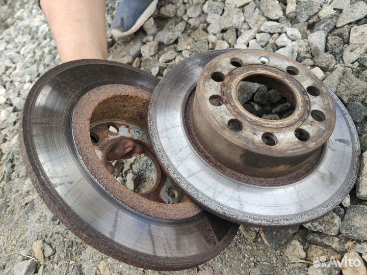 Задний тормозной диск Skoda Octavia 2008-2013г.в