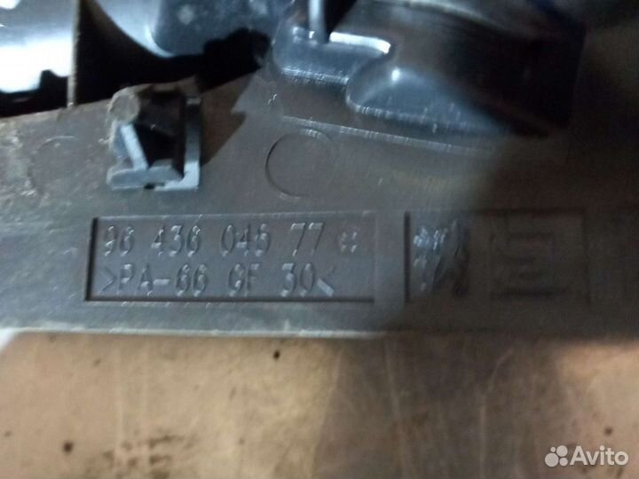 Ручки дверей внутренние Peugeot 307