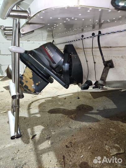 Катер прогулочный