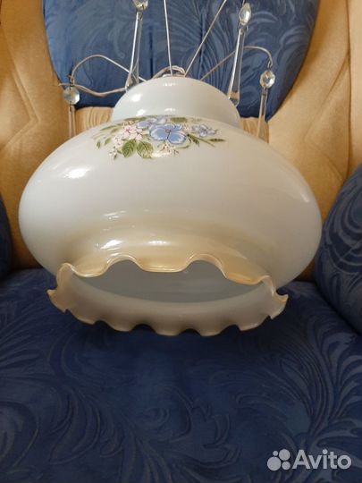 Продается люстра-плафон