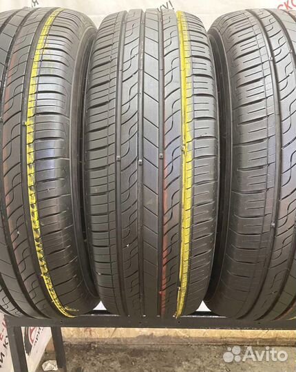 Kumho Solus TA21 215/50 R17 92N