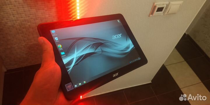 Ноутбук-планшет-моноблок Acer Win10