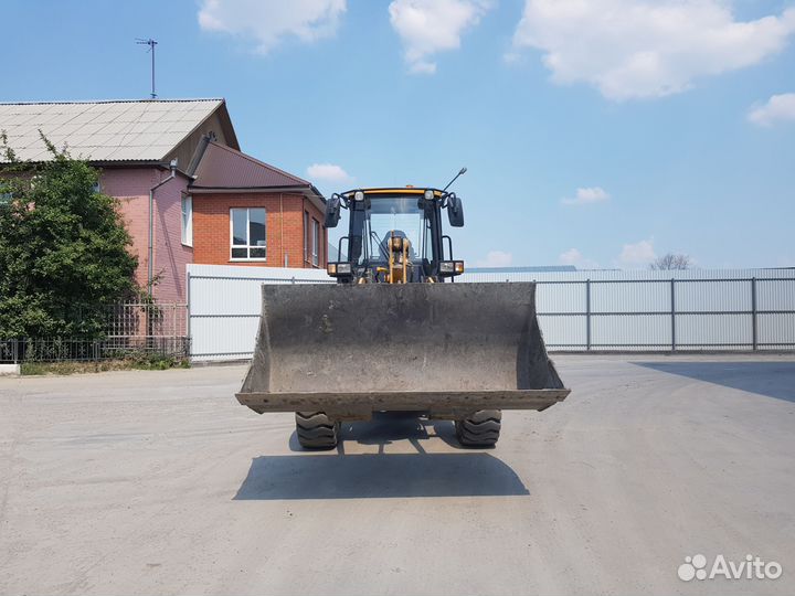 Фронтальный погрузчик LiuGong 835H, 2019