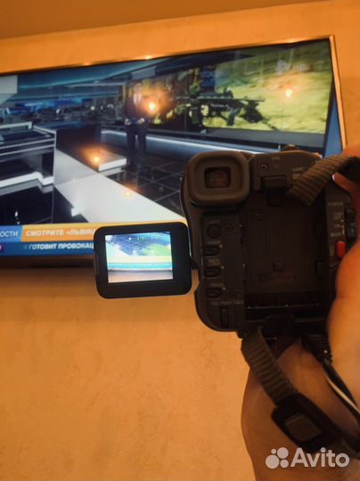 Видеокамера sony handycam CCD-trv228e