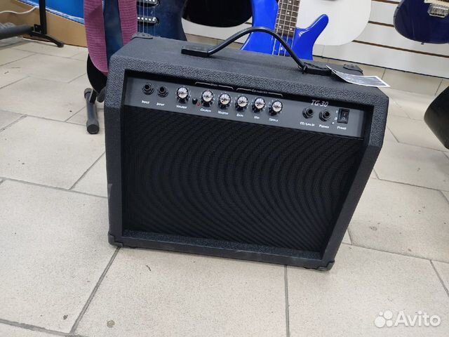 Гитарный комбоусилитель 30 Ватт
