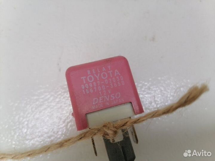 Реле Toyota Corolla E150