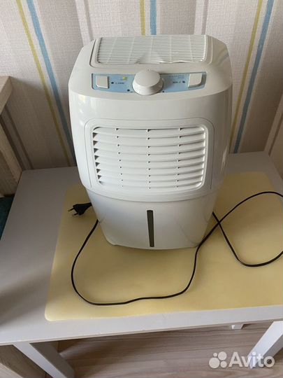 Очиститель и увлажнитель воздуха