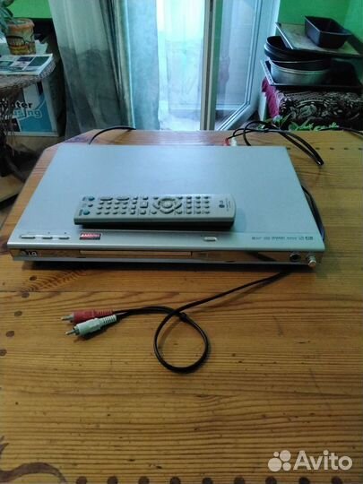 Dvd плеер с караоке lg DKE574XB