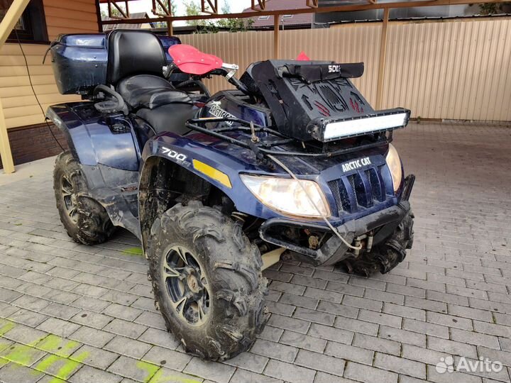 Arctic cat 700