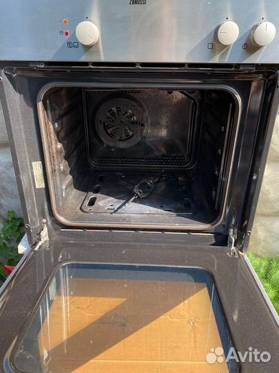 Духовой шкаф Zanussi