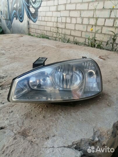 Фара левая Лада kalina